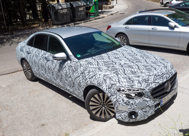 Новые автомобили в камуфляже