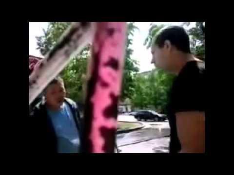 Гопник получил в морду 