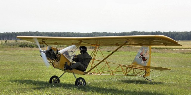 Житель Липецкой области построил самодельный самолет и улетел