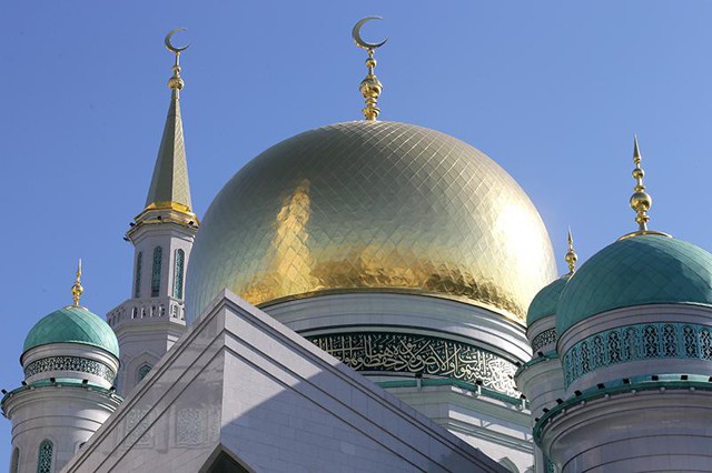 В Москве открылась крупнейшая в Европе мечеть