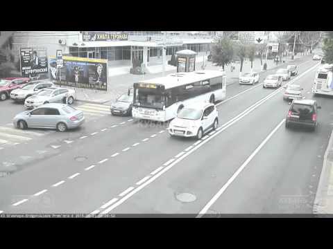 Кто ему права выдал? 