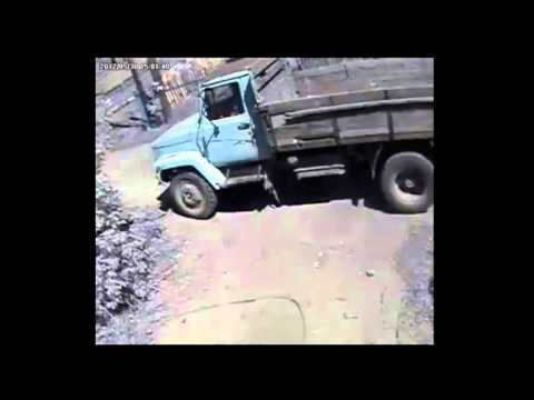 Раздавил мотоцикл хозяин мото в Шоке