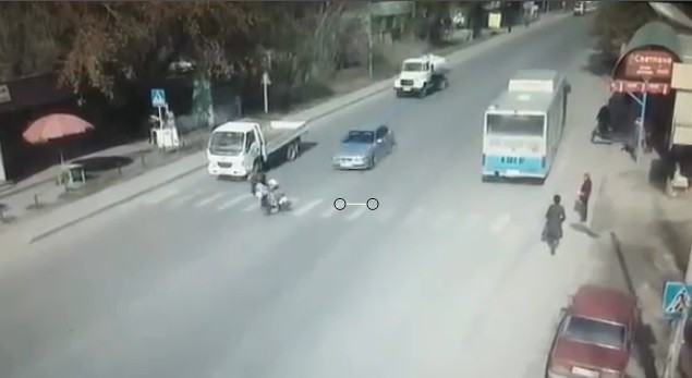 Мама с ребенком сбиты в Казахстане  