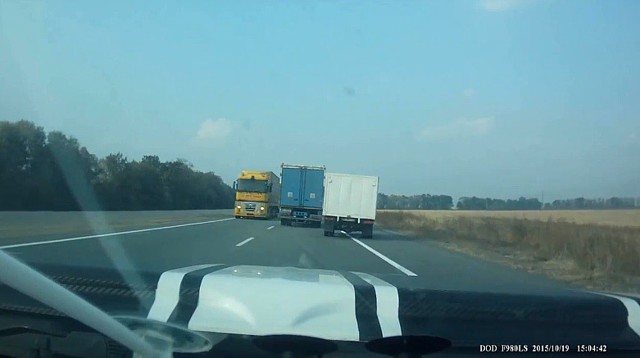 Газелист еле увернулся 