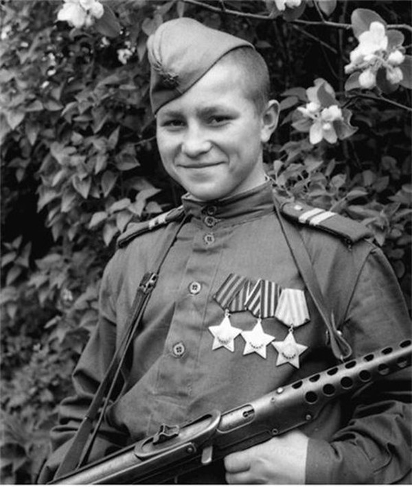 Самый молодой кавалер 3-ёх орденов Славы, освобождавший Украину