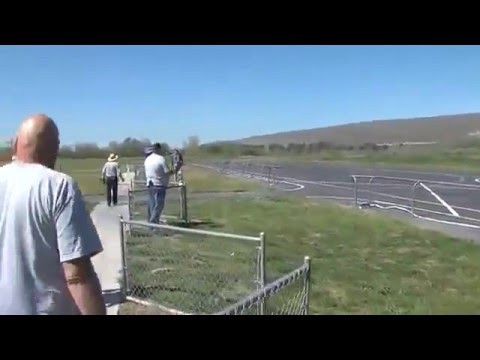 Столкновение радиоуправляемых самолетов