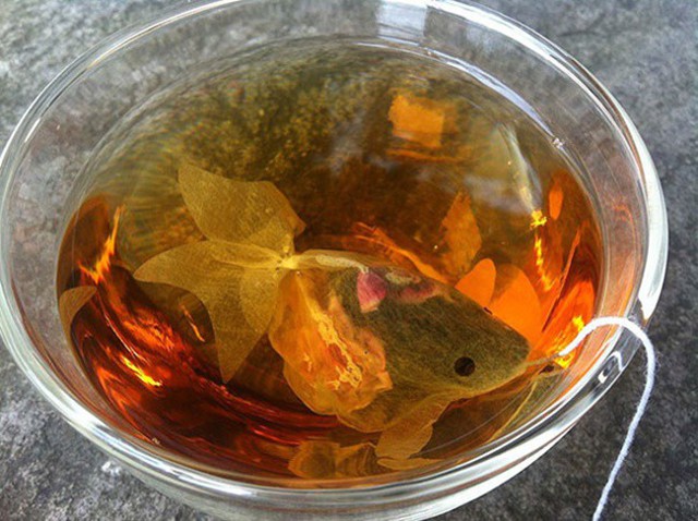 Чай из пакетиков в виде золотых рыбок: пить такой чай вкуснее и интереснее