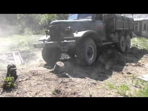 ЗИЛ-157 против пенька