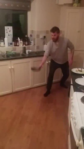 Успел