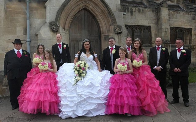 Цыганская невеста в платье весом 63 килограмма