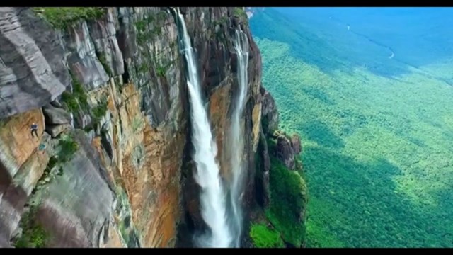Самый высокий водопад в мире -  Анхель в Венесуэле