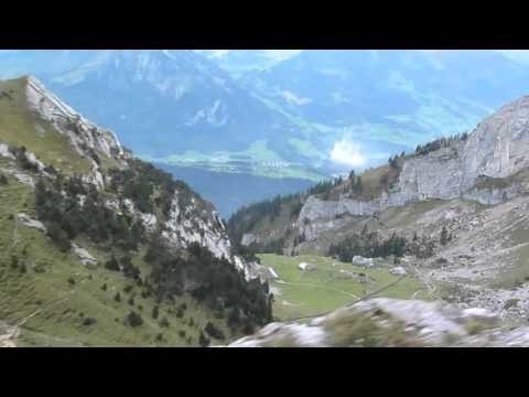 Подъем на гору по зубчатой железной дороге