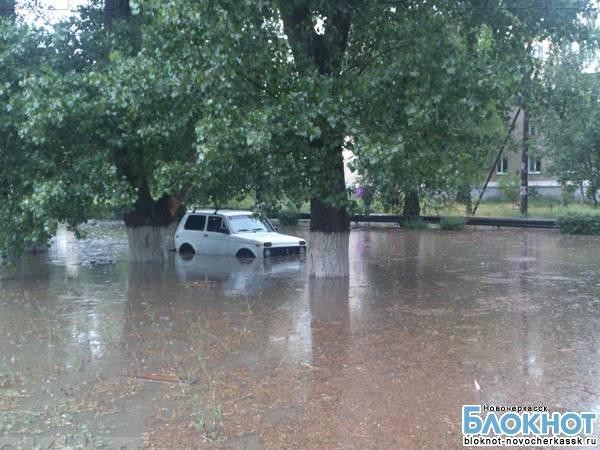 Погода в новочеркасске на 14. Ливень в Новочеркасске. Погода в Новочеркасске. Ливень июнь Новочеркасск. Погода в Новочеркасске на сегодня.