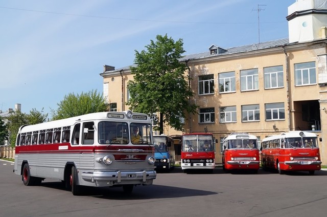 Ретро-автобусы в Санкт-Петербурге