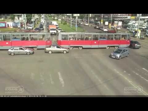 Решил проскочить перед трамваем