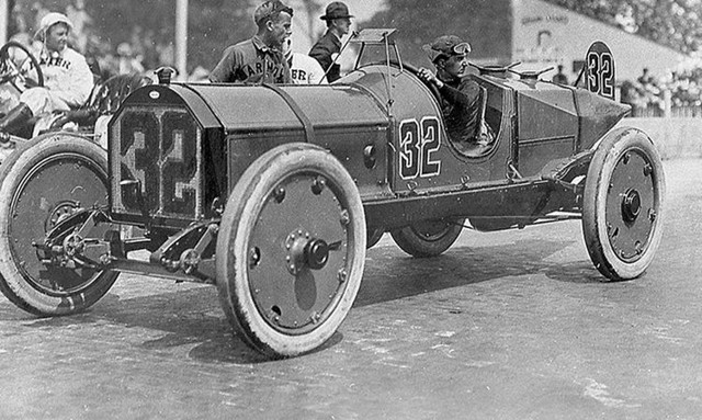 Как изменились аэродинамика IndyCar за последние 100 лет