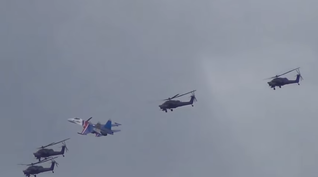 Су-27 и 4 вертолета Ми-28
