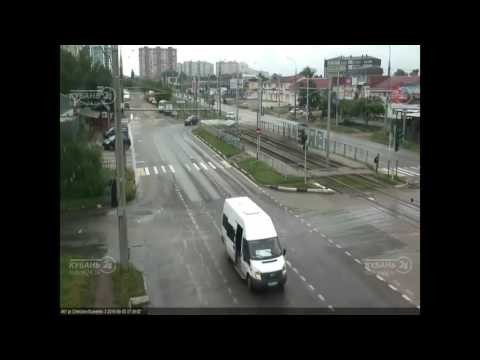 Кто ж так в поворот то входит? 