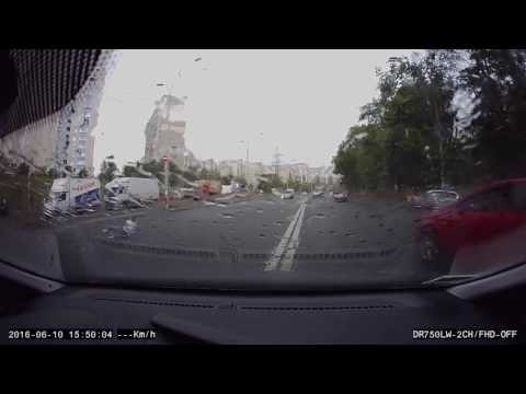 Всегда пристегивайтесь в машине