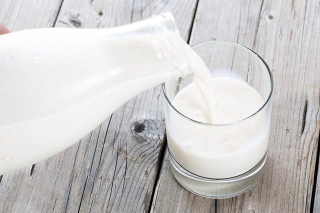 Как проверить качество магазинного молока