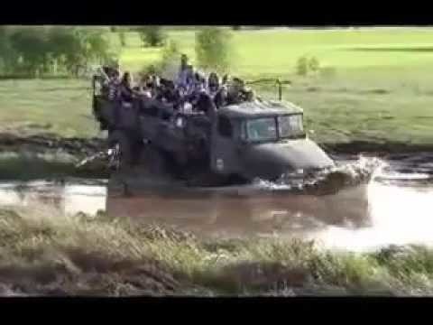 Русский Урал за границей катает туристов по бездорожью