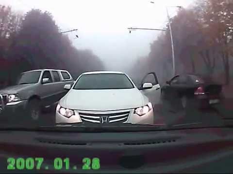 Заплатила за проезд по встречке 