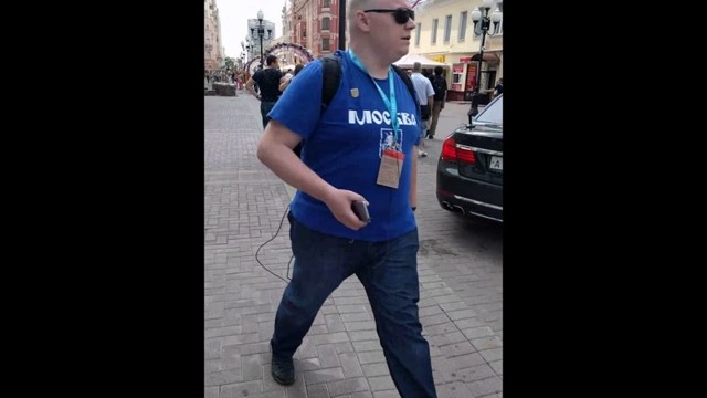 Мажор на BMW напал на девушку