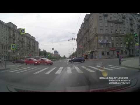 Шустрый гетс поймал таксиста на развороте 