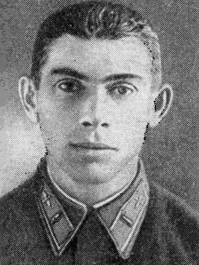 Герой – посмертно, слава – навсегда: подвиг Гастелло