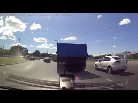 Залез под камаз 