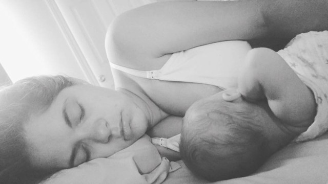 Материнство без цензуры: мама опубликовала фото реального восстановления после родов