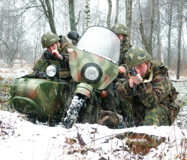 На Ирбитском заводе представили новинку - военный мотоцикл "Капрал"