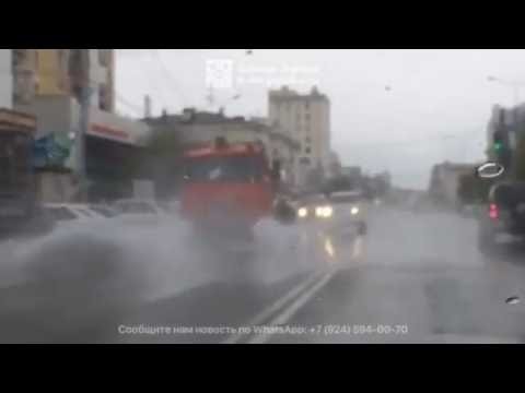 Поливает в дождь