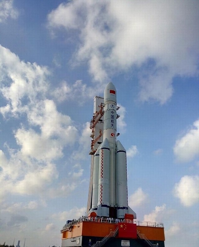 Сделано в Китае. Закончена подготовка двигателей для ракеты-носителя "Чанчжэн-5"