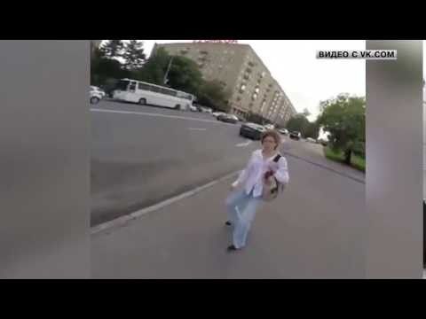 Неизвестный опубликовал видео атаки на Латынину