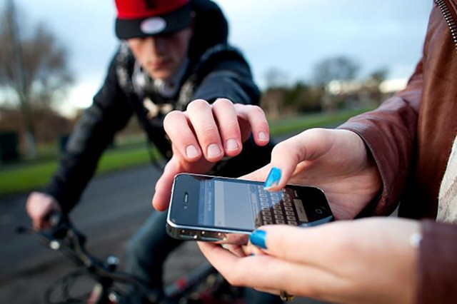 Как "следователи" разводят девушек по телефону