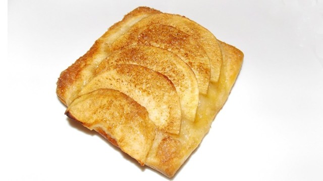 слойки с яблоками