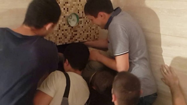 Будни электрика 18+
