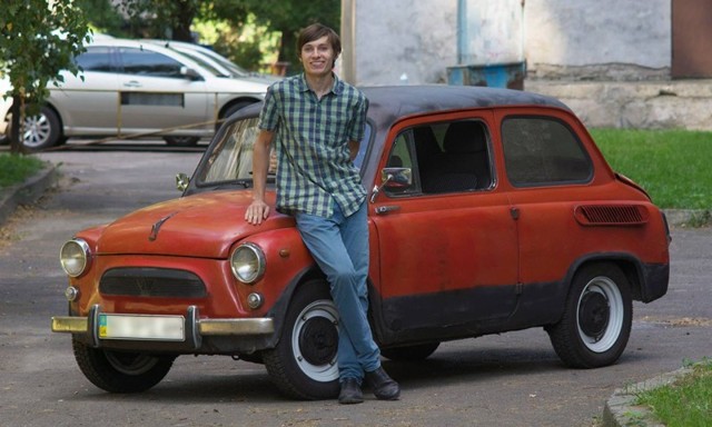 Студент из Киева превратил старый «Запорожец» в электромобиль