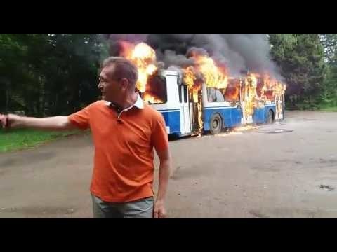 Ведущий РенТВ ругается матом в эфире!