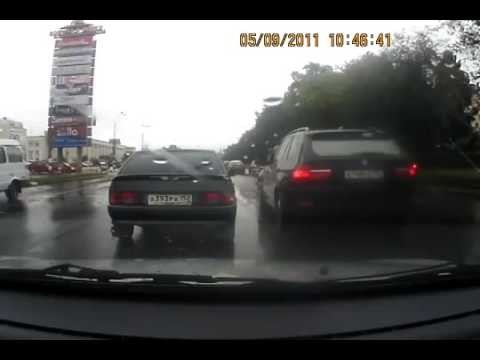 Быдло на Х5 подрезал ВАЗ 2114