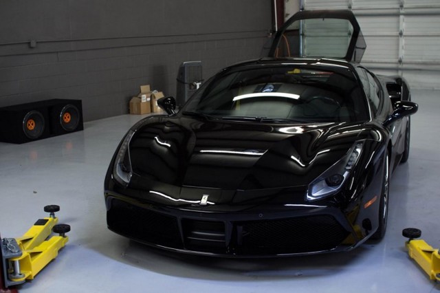 Ззловещая 750-сильная Ferrari 488 GTB