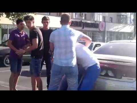 Поставили дикарей на место 