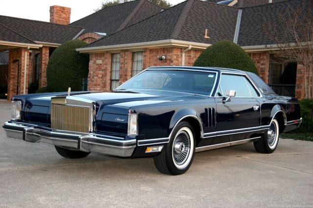 1977-79 Lincoln Continental Mark V — успех вопреки здравому смыслу