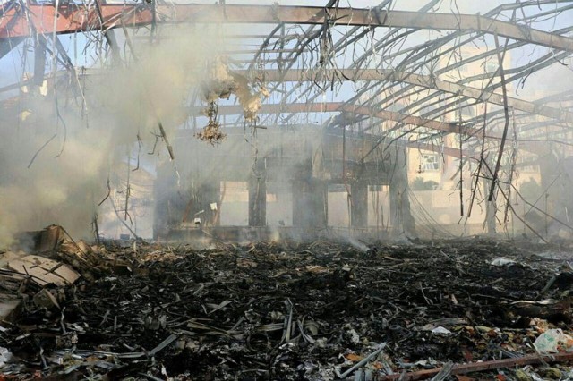 В результате авиаударов по столице Йемена погибли более 150 человек