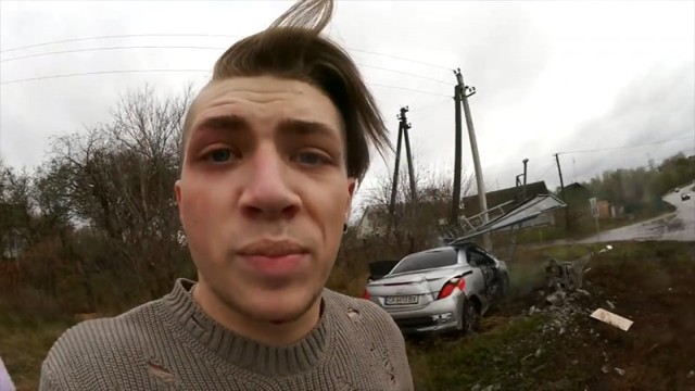 Видеоблогер попал в аварию