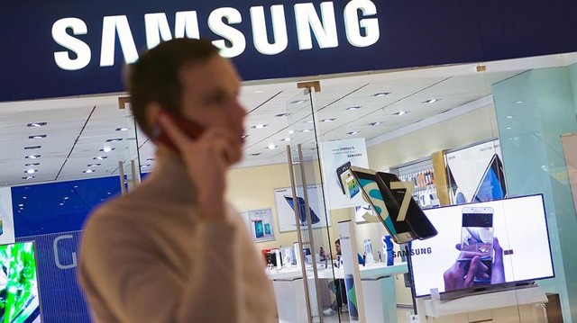 ФАС заподозрила Samsung в координации цен на смартфоны