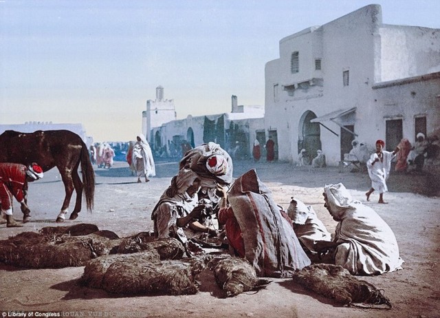 Кропотливая работа превратила черно-белые снимки Северной Африки 1899 года в яркие фотографии