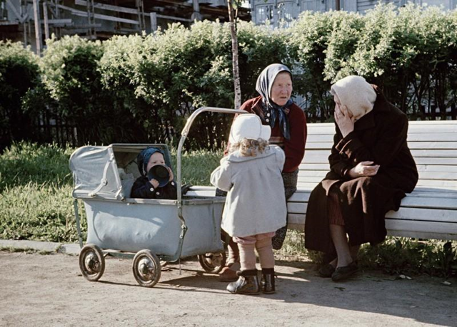 Цветные фото повседневной жизни в СССР 1950-х