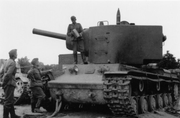 Кошмар для вермахта. КВ-2